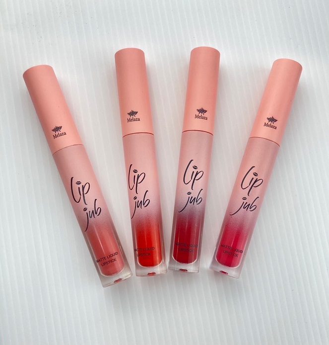 Melaza เสน่ห์ที่คุณสร้างได้ Melaza Lip Jub เนื้อเนียน สีสด ติดทน ไม่ตกร่อง